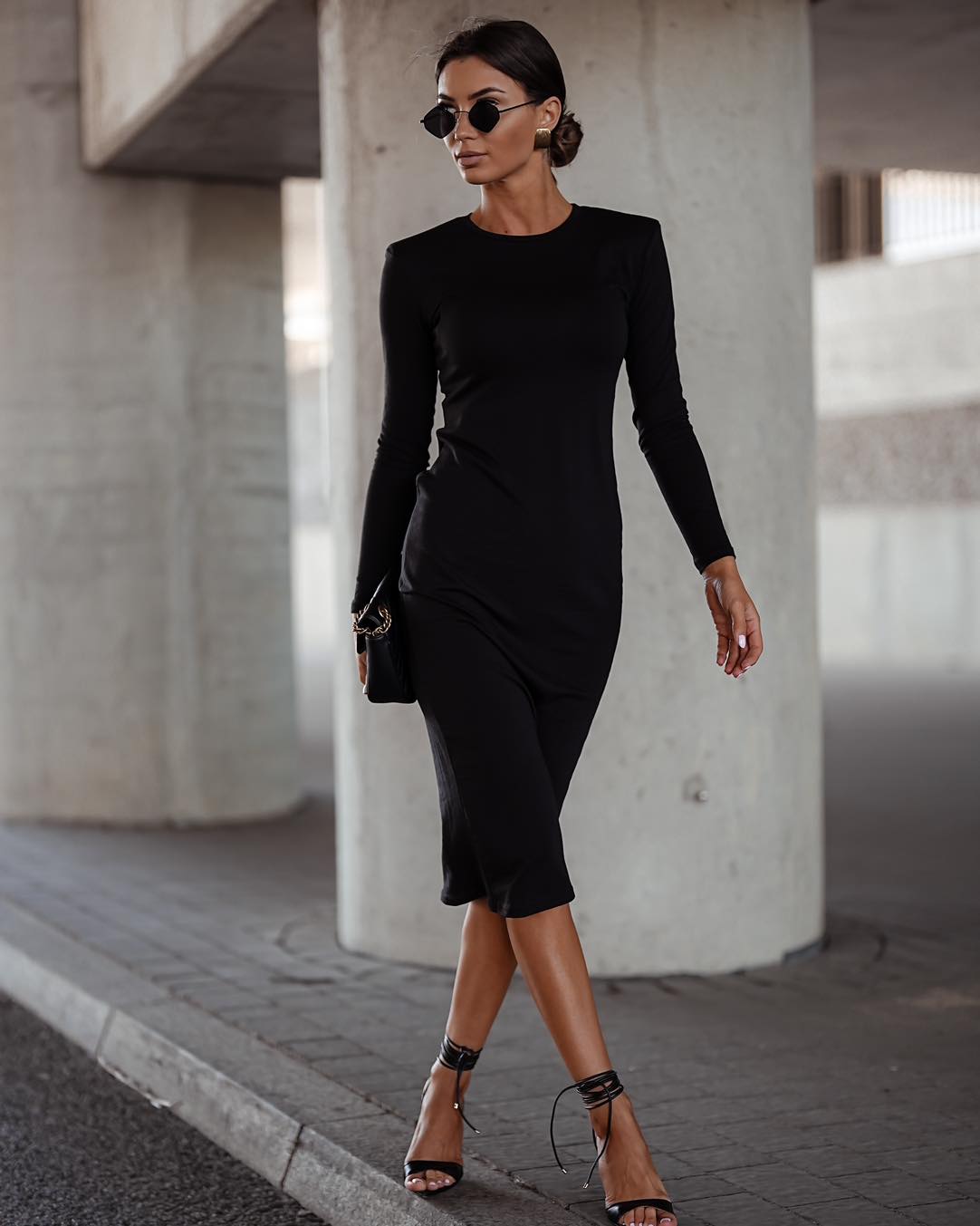 Simple Long Dress with Padded shoulders