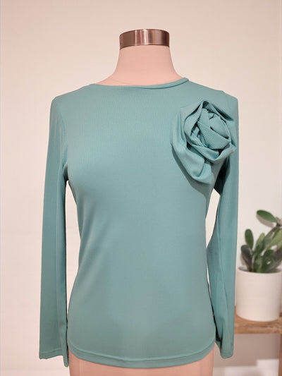 Ribbed Top with Rose