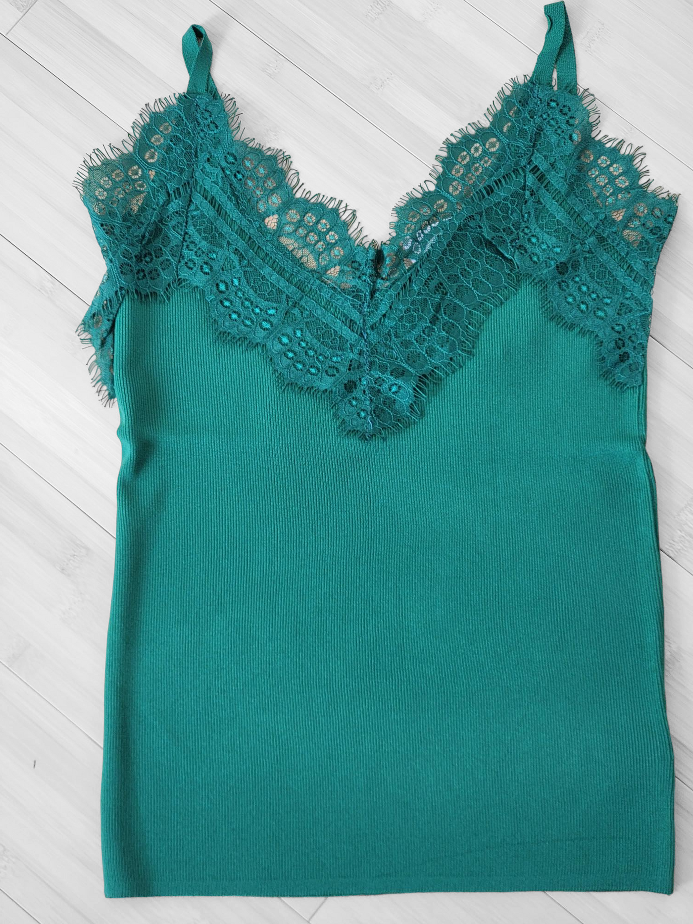 Tank top with lace