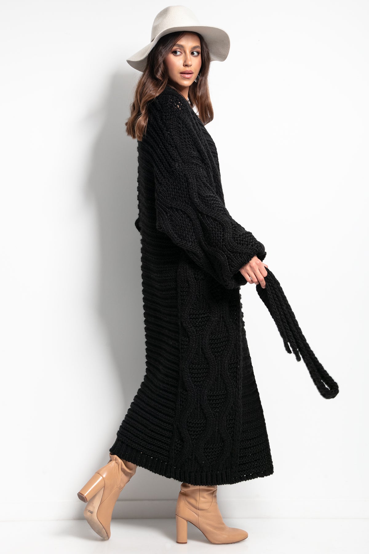 Belted long chunky knit cardigan – Moya Mania